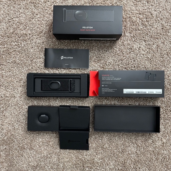 Peloton heart rate band - Picture 5 of 6
